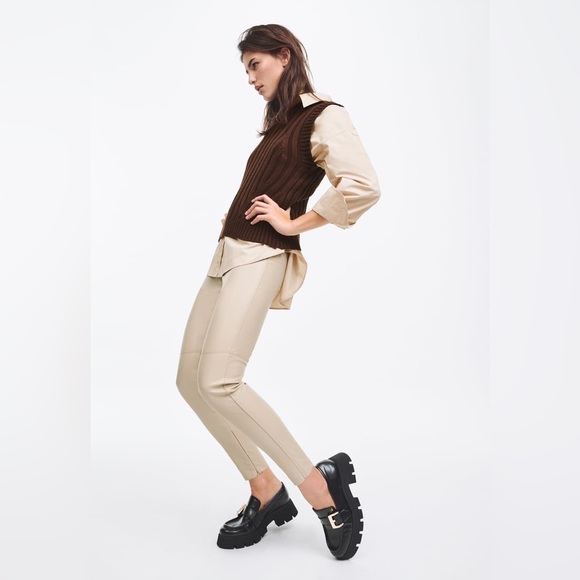 Zara FAUX LEATHER LEGGINGS Color: Sand Size: XS NWT. - Picture 2 of 12